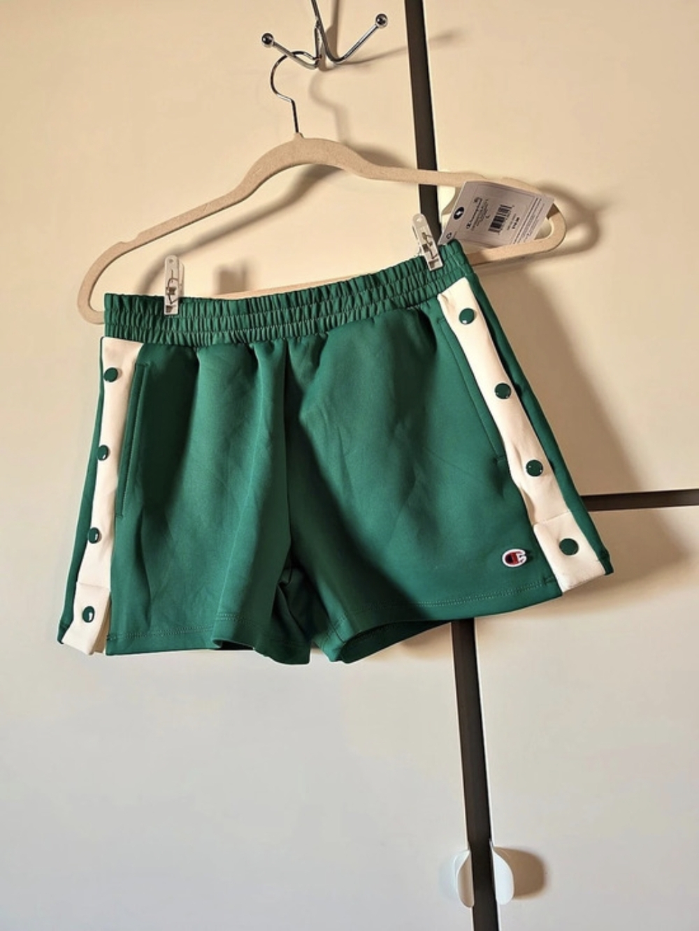 Champion Colorblock Snap-Button Track Short Girls Green Activewear
Size L (14)
